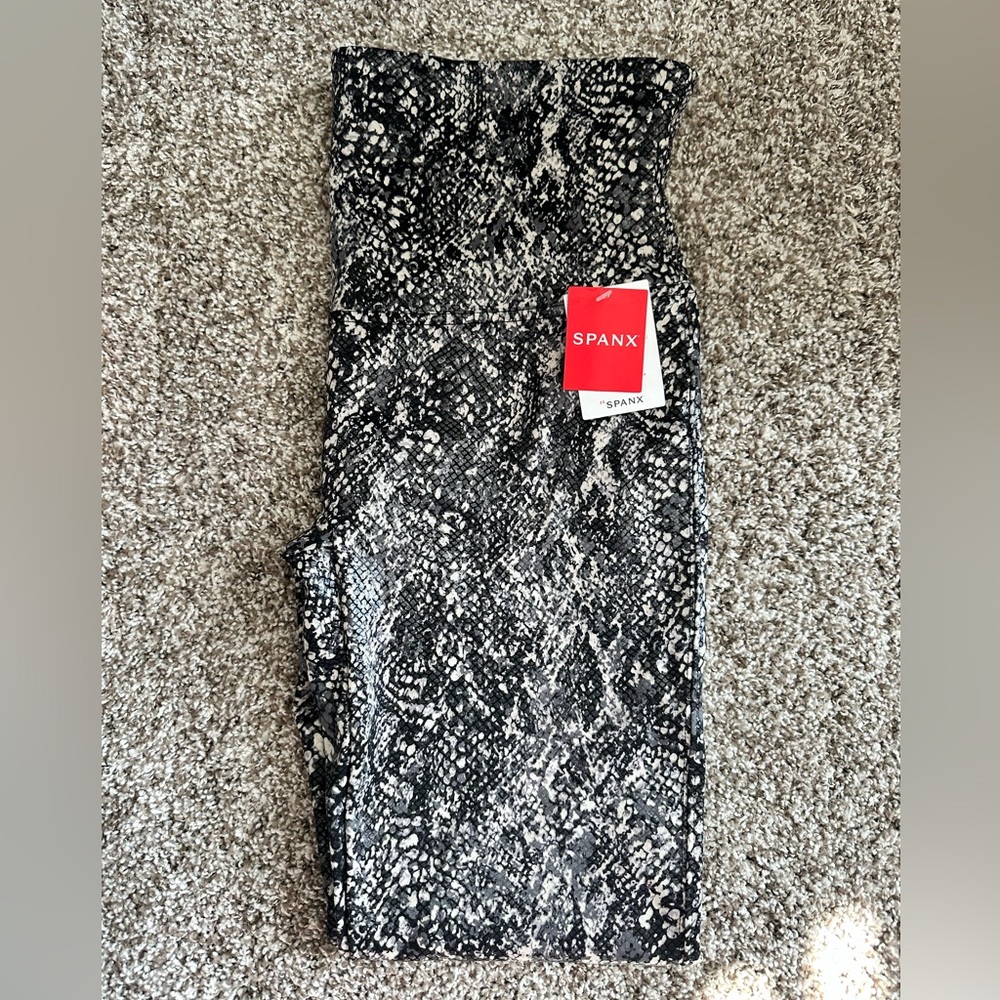 SPANX Faux Leather Snake Shine Legging 1X NWT